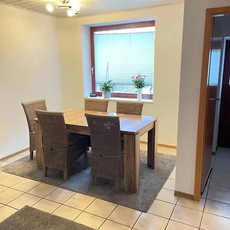 דירה Ferienwohnung Mit Blick Ins Grune *